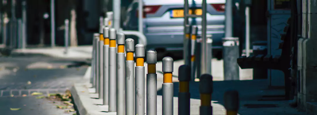 Safe and Convenient Retractable Barrier Column Systems for Properties in Clermont, FL